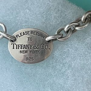 Please Return to Tiffany and Co. Oval Tag Choker Necklace Silver
